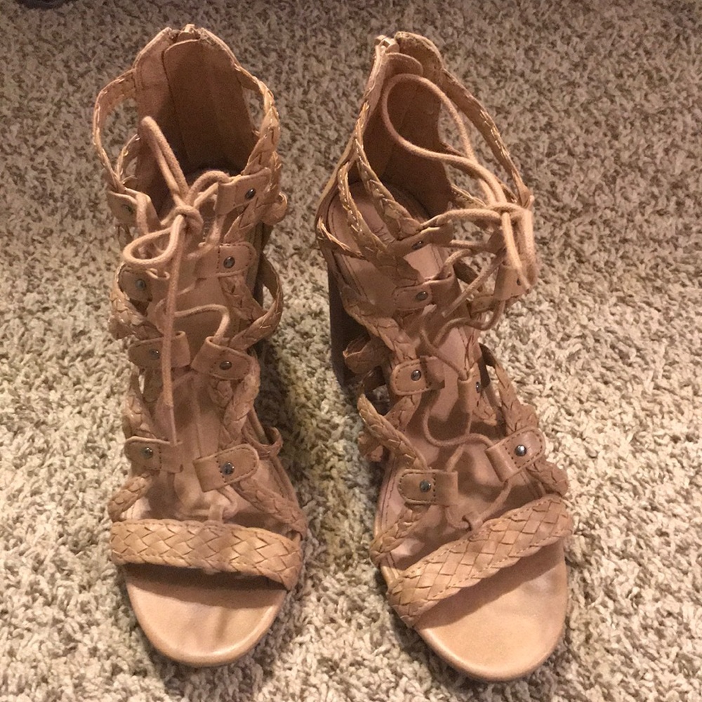 Lace up gladiator heeled sandals - Size 8